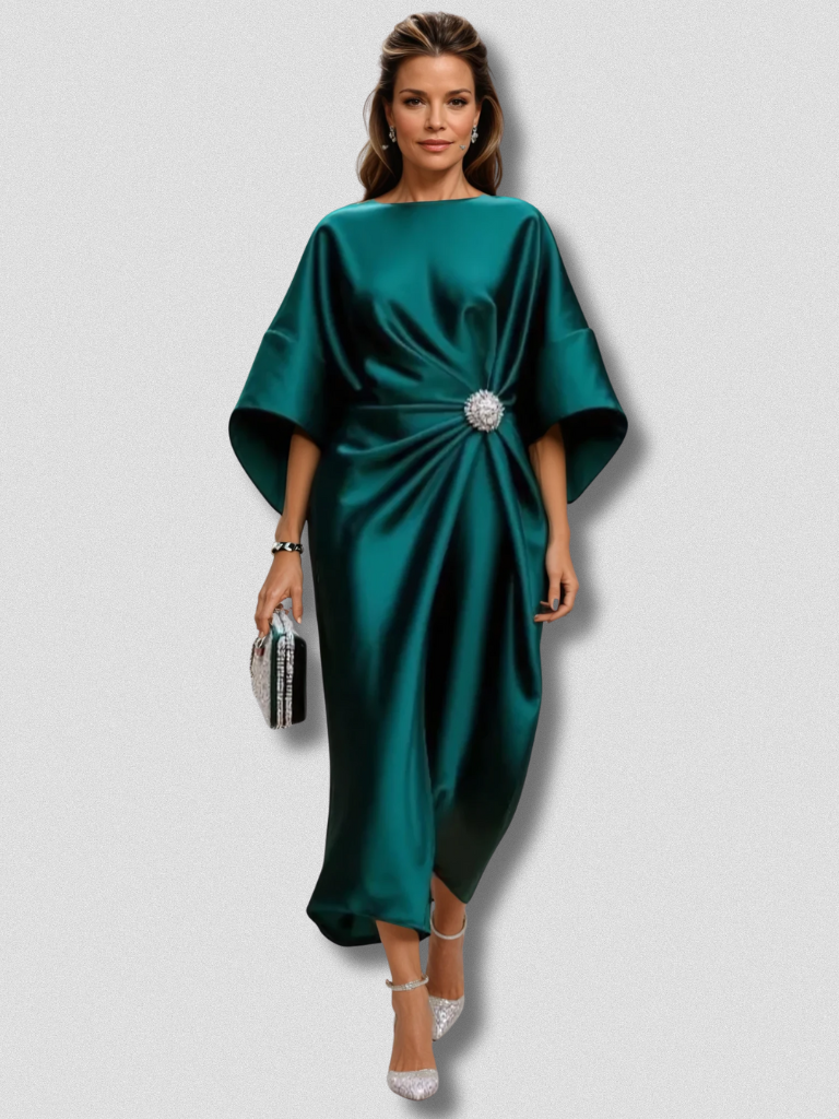 Satin Elegance Robe Maris