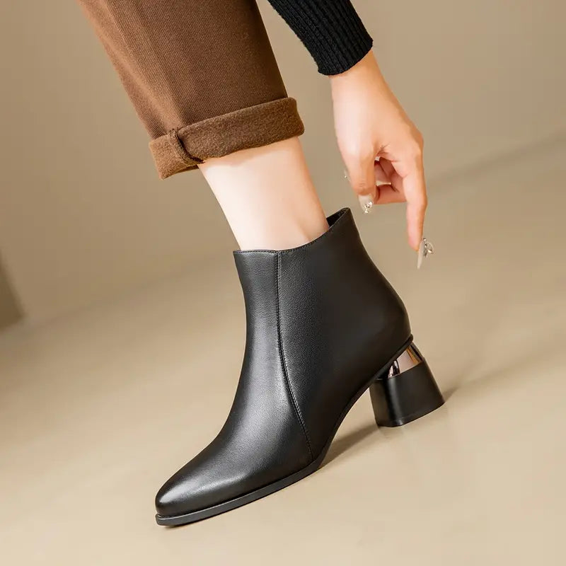 Nyla Bottes