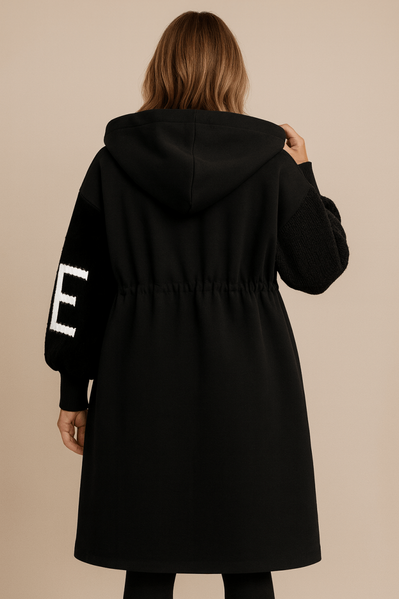 SELENE | Manteau Long en Maille avec Capuche
