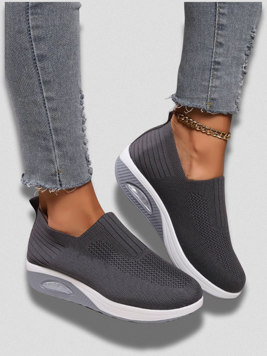 ADRIENNE Hiking Shoes