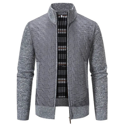 Julien: Manteau en tricot élégant pour hommes, style slim et confort optimal.