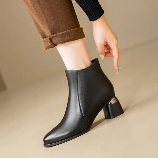 Nyla Bottes