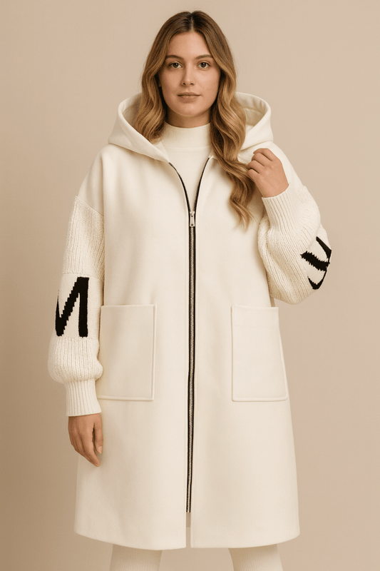 SELENE | Manteau Long en Maille avec Capuche